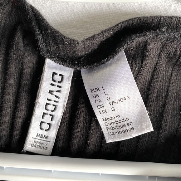 Black long sleeve crop top - Picture 2 of 2